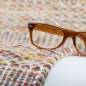 Preview: modernes Brillengestell auf Natur Teppich von Heineking24